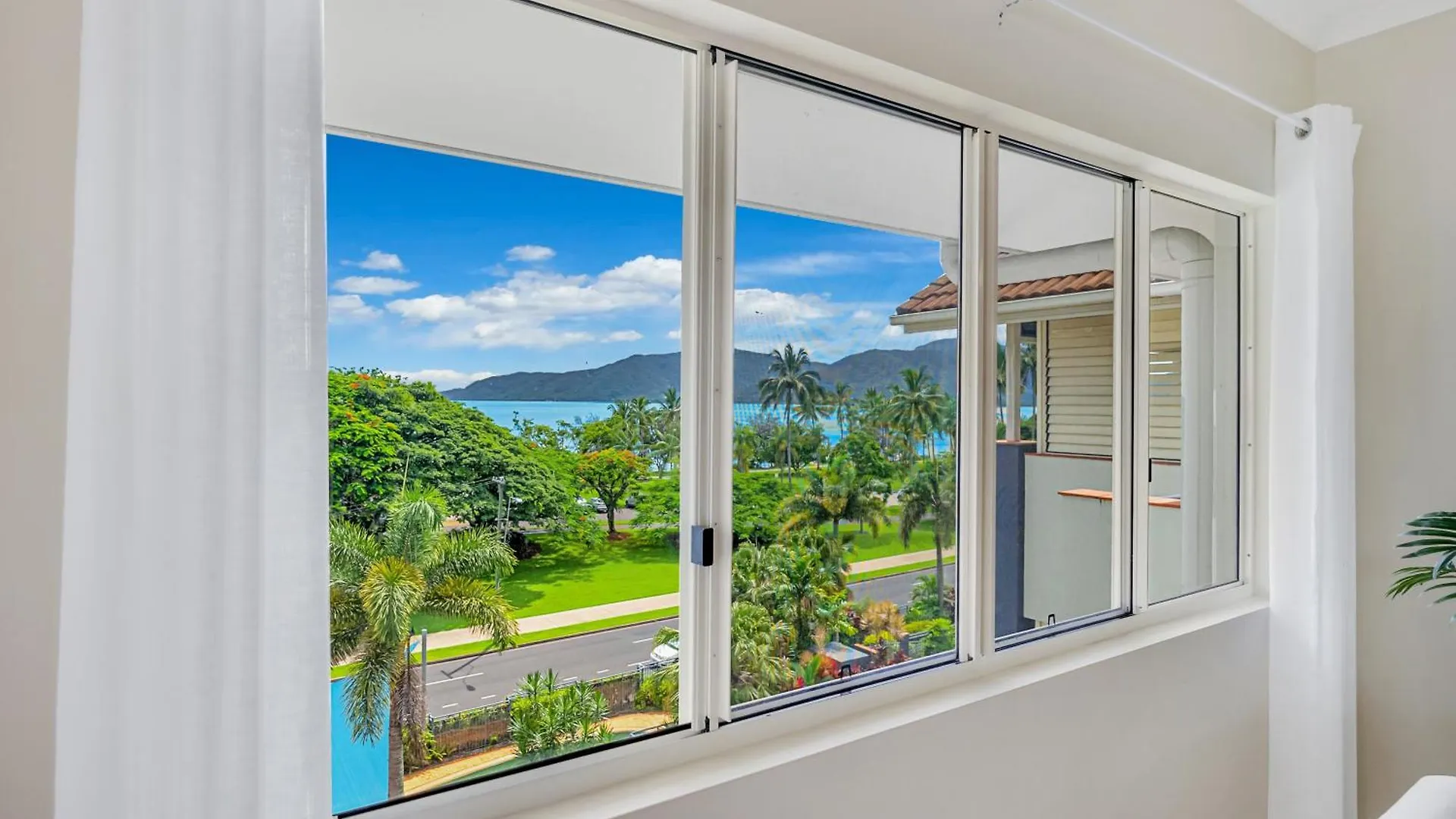 Water Views On The Esplanade Appartement Cairns