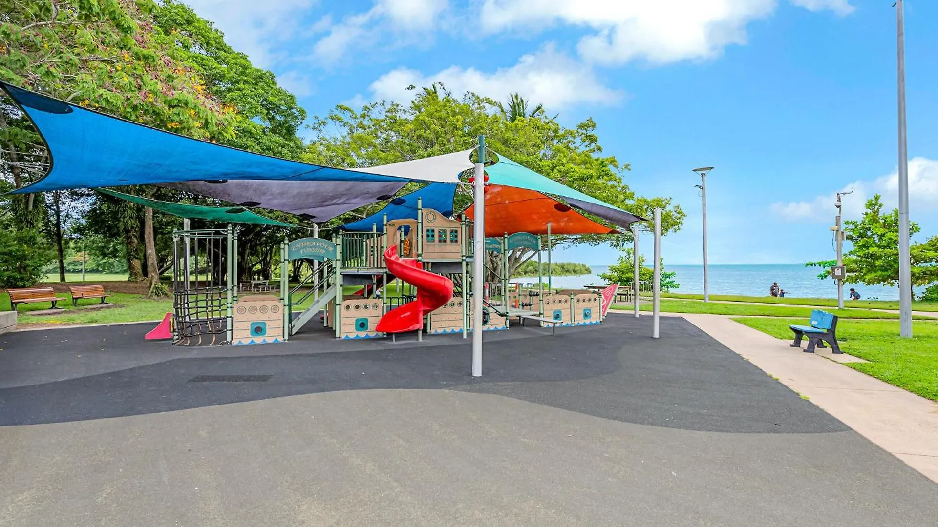 Water Views On The Esplanade Appartement Cairns Australië